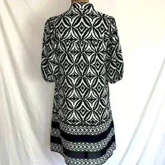 Banana Republic Shift Dress - Picture 6 of 11
